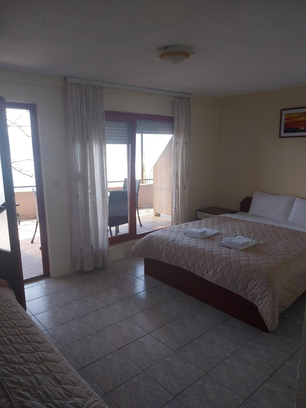 Nate Apartments Ohrid Exterior photo